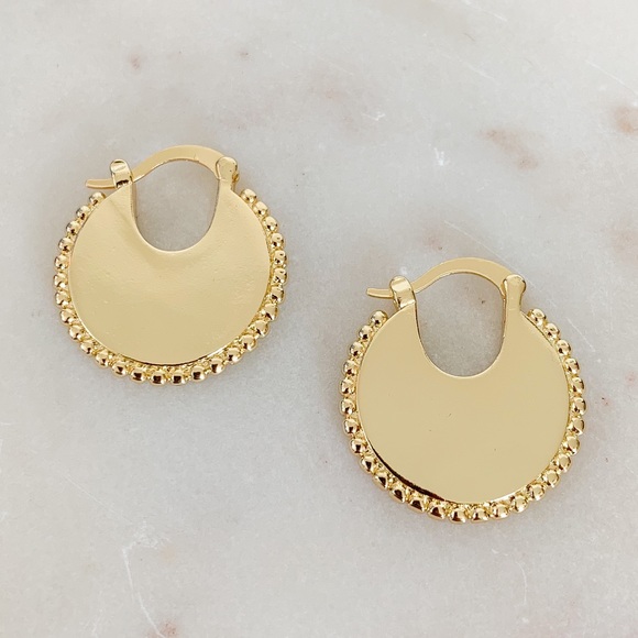 Small Statement Fan Earrings | 24k Gold Plated - Picture 5 of 7